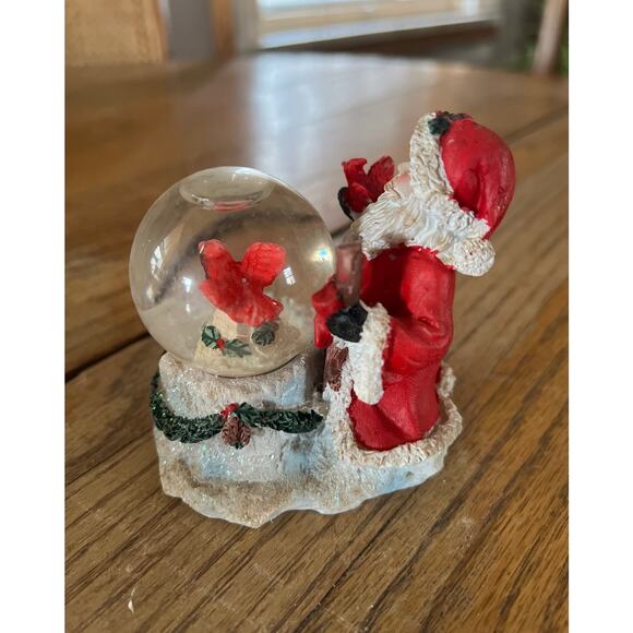 Vintage Christmas Water Snow Globe Santa with cardinals birds - Picture 2 of 3